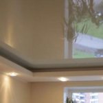 Комбинированный потолок: натяжной и гипсокартон по периметру