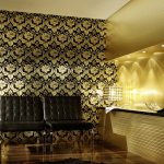 Gold wallpaper in the interior - a bright design solution, 120 photos